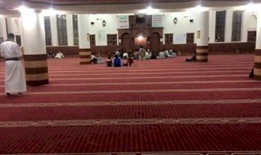 محلل يمني يدين انتهاكات الحوثي في رمضان واستغلال المساجد لأغراض سياسية