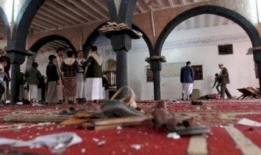 قمعٌ بلا حدود.. ميليشيا الحوثي تقتحم المساجد وتفرض قيودًا على العبادة