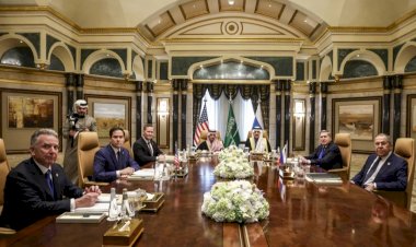 صفقة جديدة.. بوتين يعرض وساطته لفتح قنوات اتصال بين إيران والولايات المتحدة