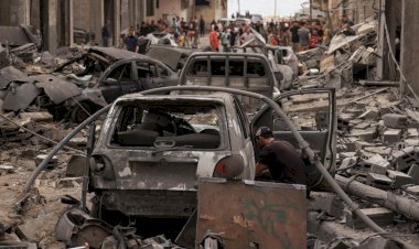 محلل سياسي فلسطيني: الأوضاع في غزة تجاوزت حدود الكارثة.. والخذلان الدولي مستمر