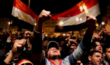 من الثورة إلى الفوضى.. لماذا تنجح الدول حين ترفض الانقسام؟