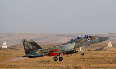 خبراء: إيران تلقت ضربة استراتيجية تهز توازنها العسكري والسياسي