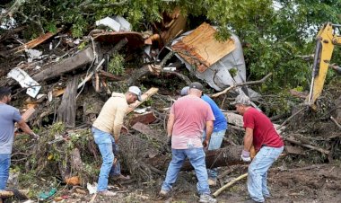 50 قتيل وخسائر ضخمة.. خراب ودمار يعم تكساس بعد الفيضانات المفاجئة
