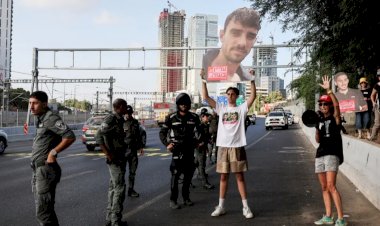 بسبب الضغوط الدولية.. صفقة إسرائيلية أمريكية جديدة لإنهاء حرب غزة