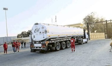 محللون: المساعدات المصرية لـ غزة رسالة التزام إنساني وسياسي ثابت