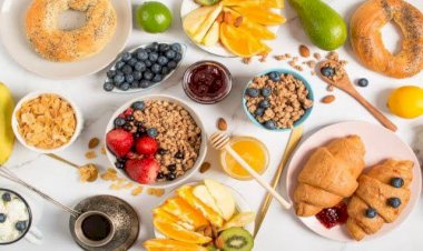 وجبة الإفطار الصحية: بداية يومك بالطاقة والصحة