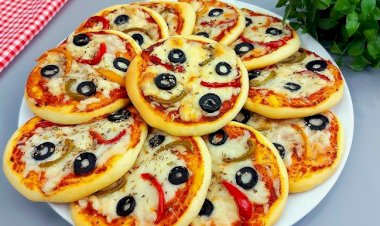 تقرير عن طريقة عمل ميني بيتزا في المنزل