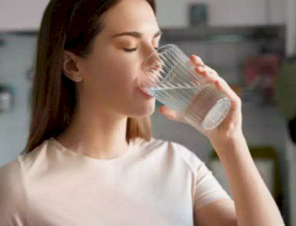 نقص السوائل في الجسم.. الأسباب والأعراض وطرق الوقاية