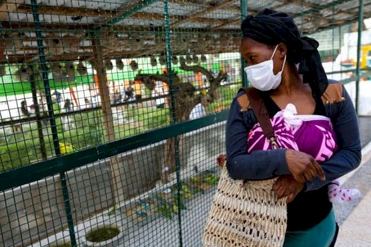 الهجرة إلى أوروبا قصة مهاجرة إفريقية وقعت بجحيم المخيمات الليبية