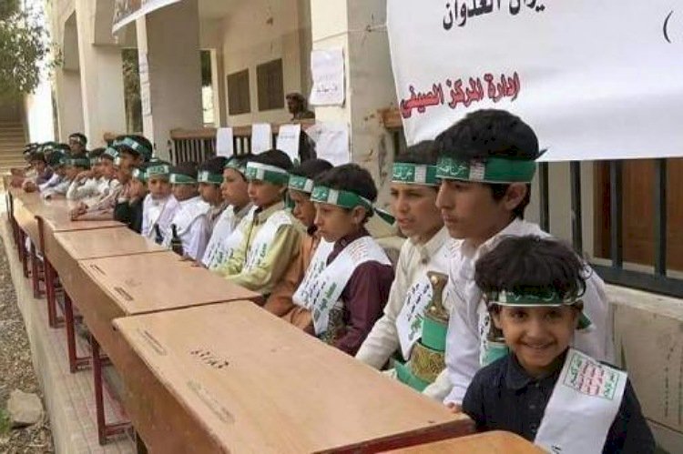 الحوثي يمنع التلاميذ من المدارس ويجبرهم على دفع إتاوات باسم المولد النبوي