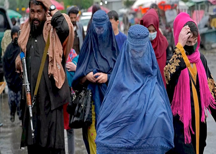 أفغانستان.. احتجاجات نسائية تجتاح البلاد ردًا على وحشية طالبان