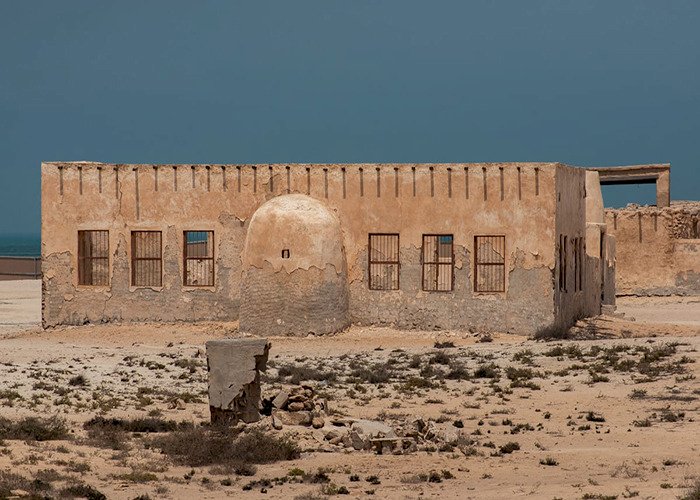 بطولة ملعونة.. الملل يصيب مشجعي مونديال قطر والخدمة السيئة تثير الاستياء