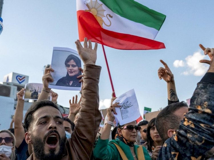 خطر الحرس الثوري .. سيناريوهات الرد الإيراني على أوروبا