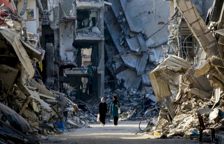 نيويورك تايمز تكشف سيناريوهات الوضع في غزة بعد نهاية القتال الوحشي