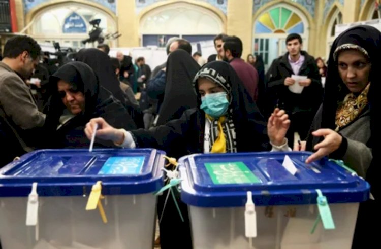 الجارديان: شبح طالبان يطارد الإيرانيين مع مخاوف عودة المتشددين للحكم