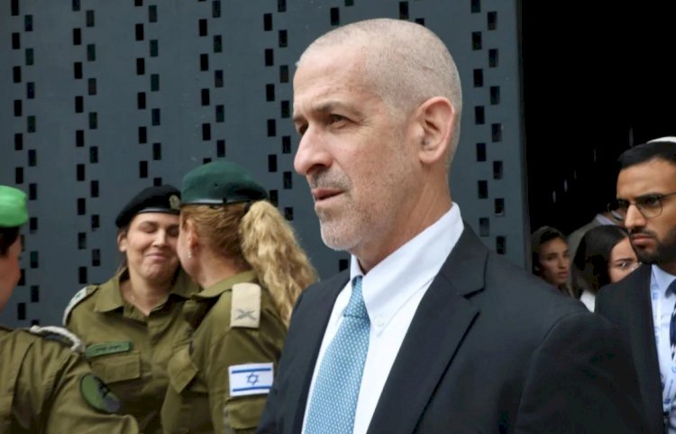 بلومبرج: عزل رونين بار يُشعل احتجاجات واسعة ويُعمّق أزمة إسرائيل السياسية