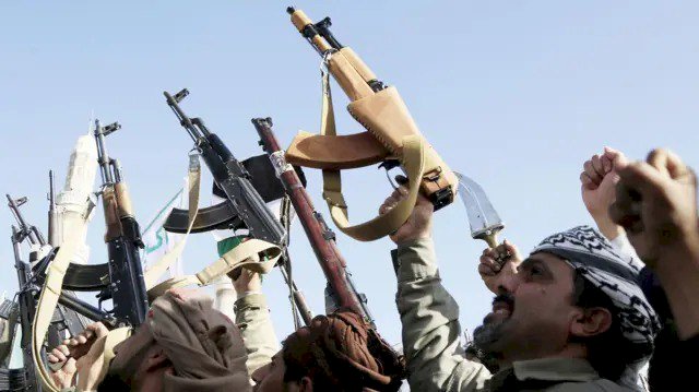 أحمد جباري: الانتهاكات الحوثية تزيد من معاناة اليمنيين مع دخول العيد