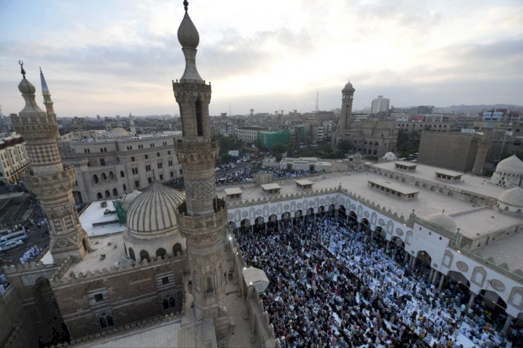 إندونيسيا.. ليباران وعيديات للأطفال وسط أجواء مميزة