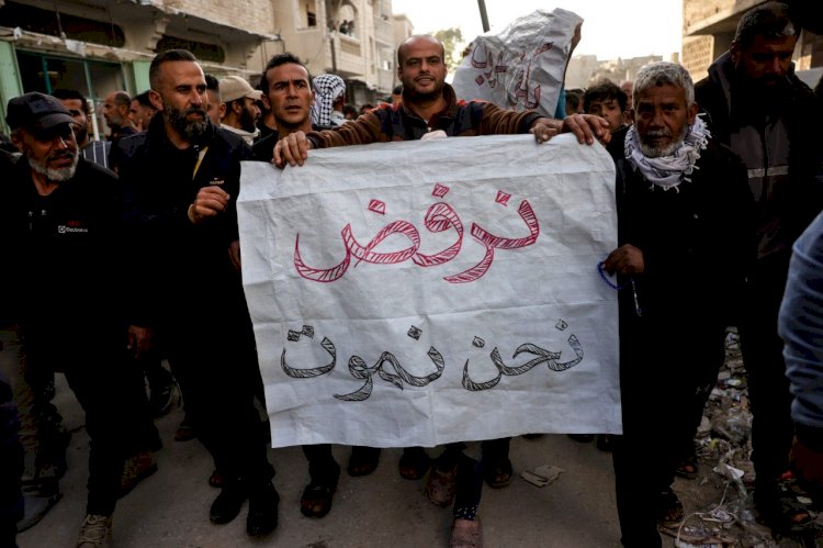 محللون: الاحتجاجات في غزة تعكس حالة من الغضب الشعبي ضد حماس والمطالبة بإنهاء معاناة الشعب الفلسطيني