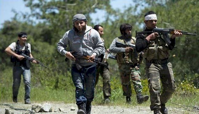 ثلاث قواعد وجبهتان.. سباق النفوذ التركي- الإسرائيلي فوق أنقاض سوريا