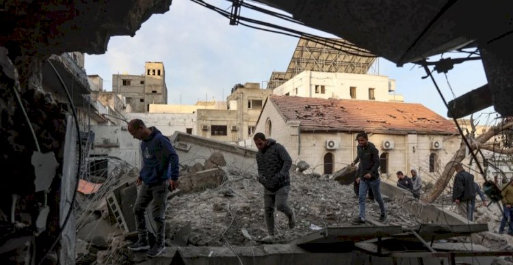 غزة تحت القصف.. تدمير آخر مستشفى يعمل وتضييق الخناق على المدنيين