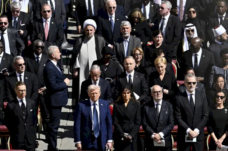 العالم يودع البابا فرانسيس.. قادة وزعماء العالم يتوافدون إلى روما في جنازة مهيبة