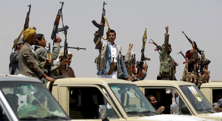 هجوم حوثي مسير على مأرب يودي بحياة إعلامي وثلاثة جنود