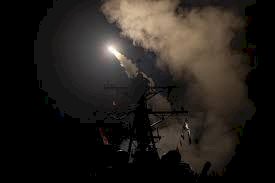 ضربات أمريكية تعرقل جبايات الحوثيين وتكشف هشاشة قبضة الجماعة المالية