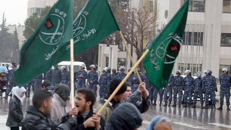 التجنيد الناعم.. الإخوان والمسارات الرقمية لصناعة المتطرفين الجدد