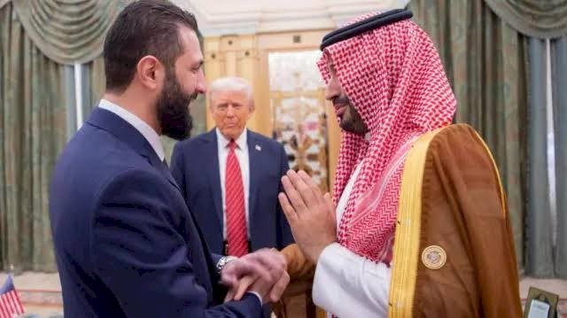 من المطلوب إلى الشريك.. لقاء ترامب والشرع يمهّد لانعطافة جذرية في العلاقات الأميركية السورية