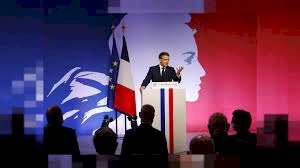 الإخوان في باريس.. تمدد ناعم خلف ستار الرقمنة والمجتمع المدني