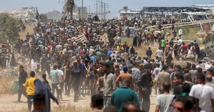 الرصاص مقابل الخبز.. إسرائيل تستهدف الفلسطينيين قرب مراكز المساعدات