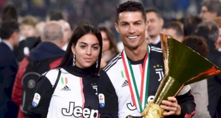 بعد 9 سنوات وطفلين.. رونالدو يعلن خطبته على صديقته جورجينا