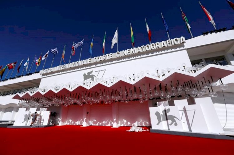 فوز يلا نلعب عسكرة اليمني بجائزة مهرجان الجونة