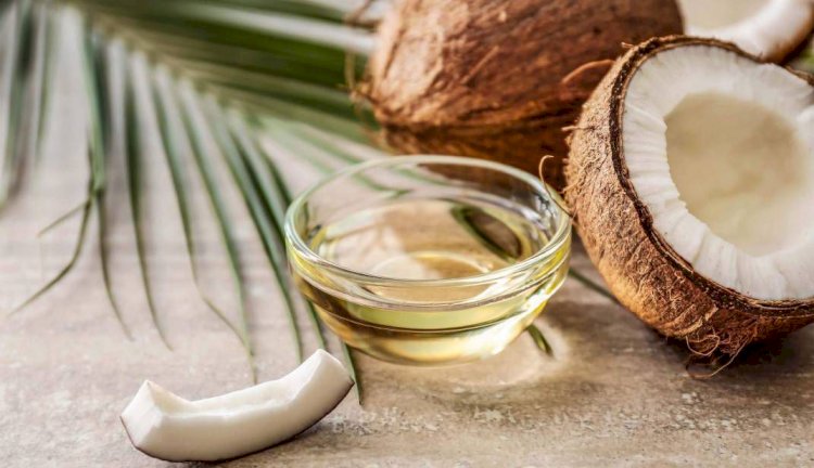 زيت جوز الهند.. فوائده واستخداماته للشعر