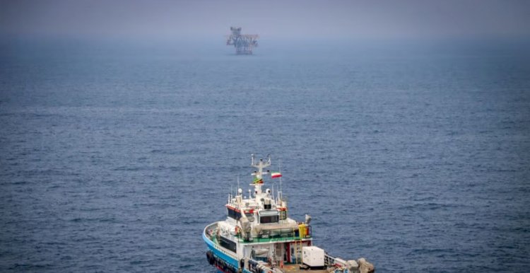 الصين تمول إيران سرًا بـ8.4 مليارات دولار عبر نظام خفي يتحدى العقوبات الأمريكية