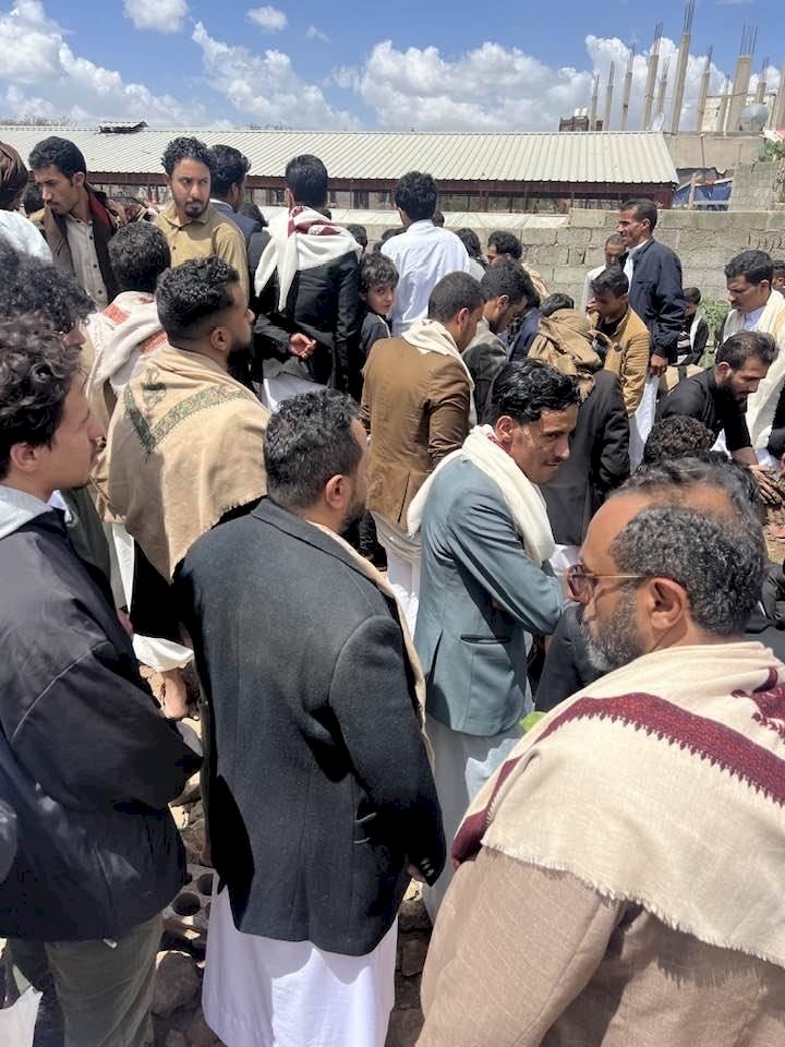 بقّ الفراش وداء الكلب.. وجوه جديدة لأوبئة الإهمال في مناطق الحوثيين